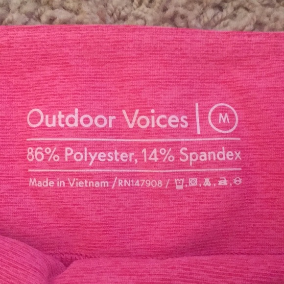 Outdoor voices 3/4 warmup leggings - Picture 3 of 3